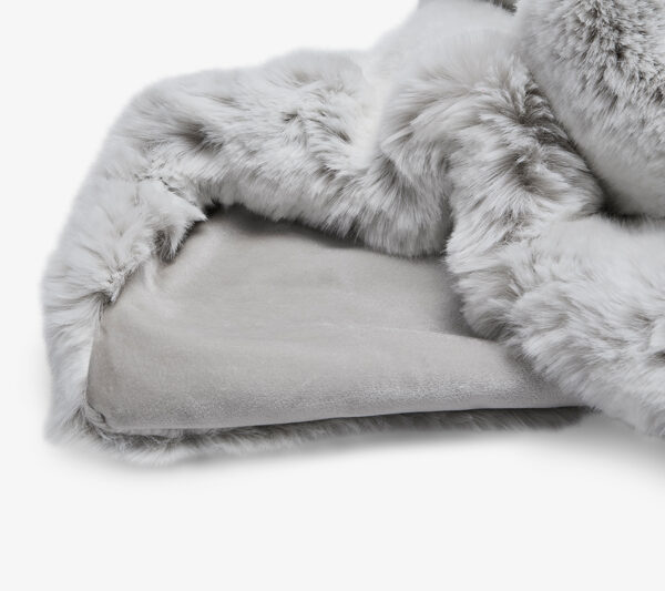 Carpe Diem Pels Tæppe | Ermine - Image 3