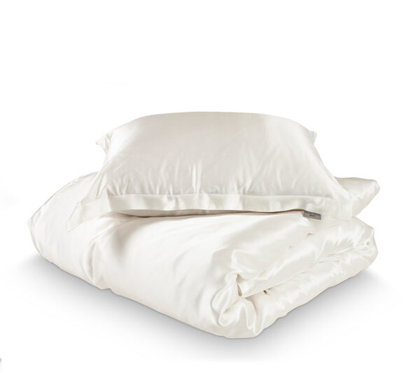 Nordic Weaving Ivory White Silkesengetøj
